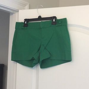 Banana Republic Ryan Fit Green Shorts Size 4